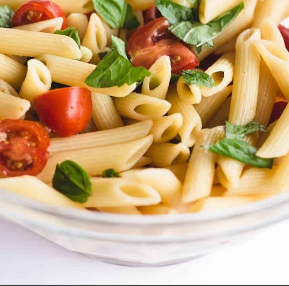 easy fresh tomato & basil pasta salad recipe